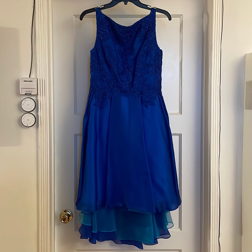 Monique Lhuillier Blue Formal Tea Length Dress size 4